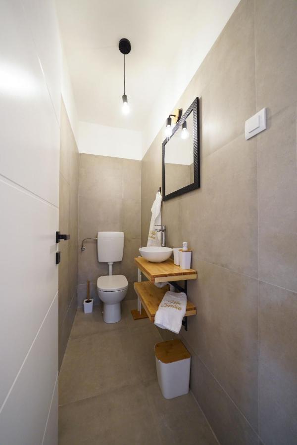 Villa Suncica Sukošan Esterno foto